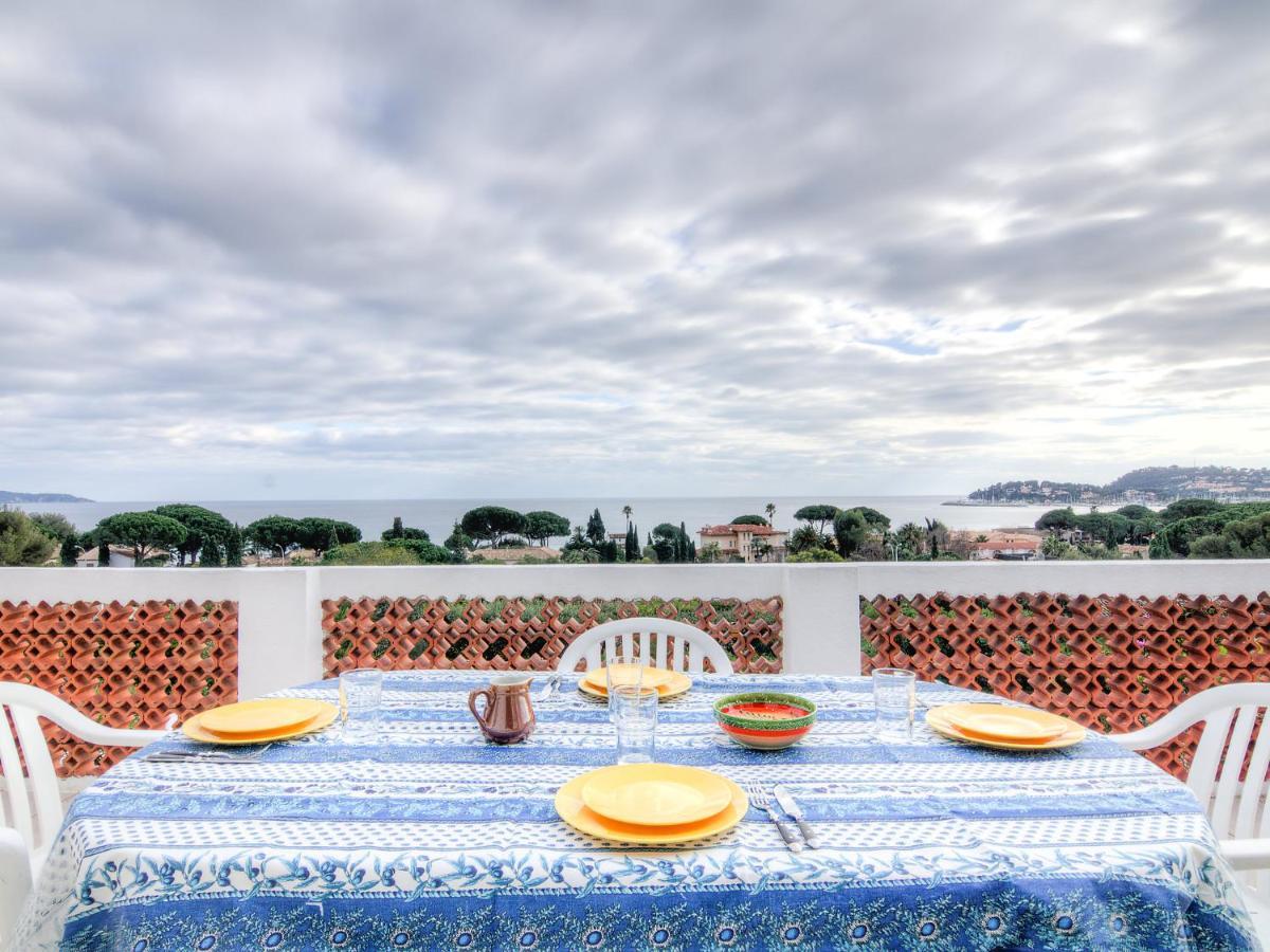 Apartment Riva Bella-3 By Interhome Cavalaire-sur-Mer Exterior photo